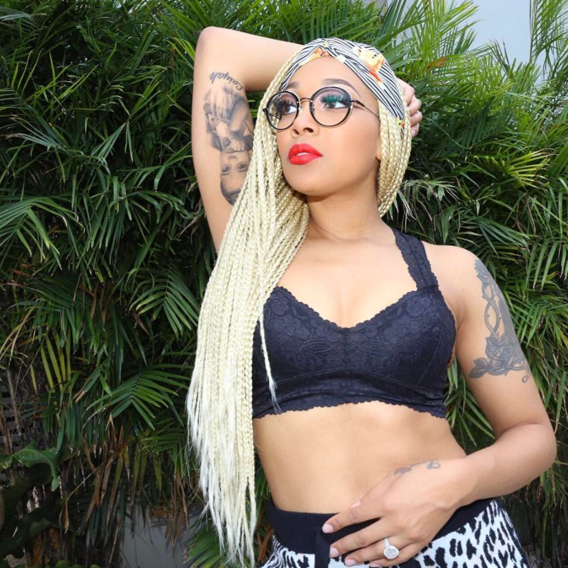 16 Low Maintenance Vacation Hairstyles That Are Celebrity Approved
